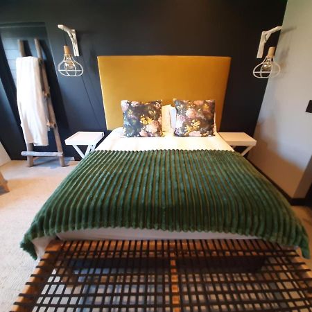 Black Eagle Self-Catering Accommodation, هيرمانوس المظهر الخارجي الصورة