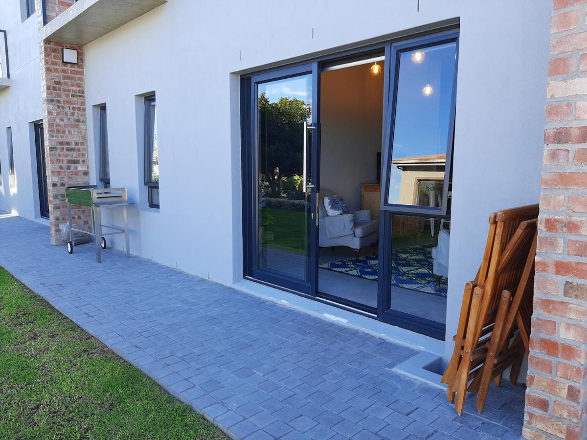 Black Eagle Self-Catering Accommodation, هيرمانوس المظهر الخارجي الصورة